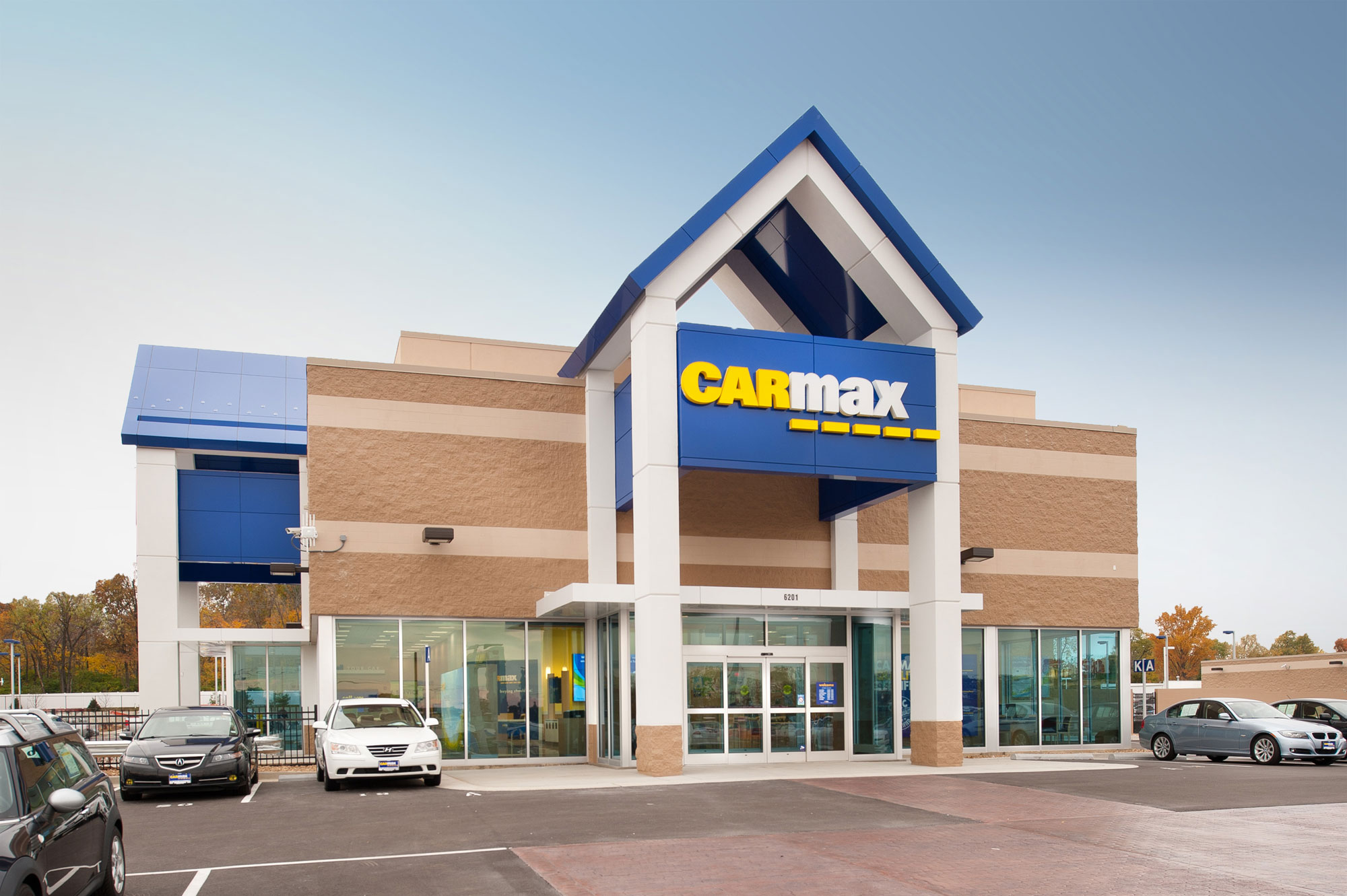 CARMAX Hero Image