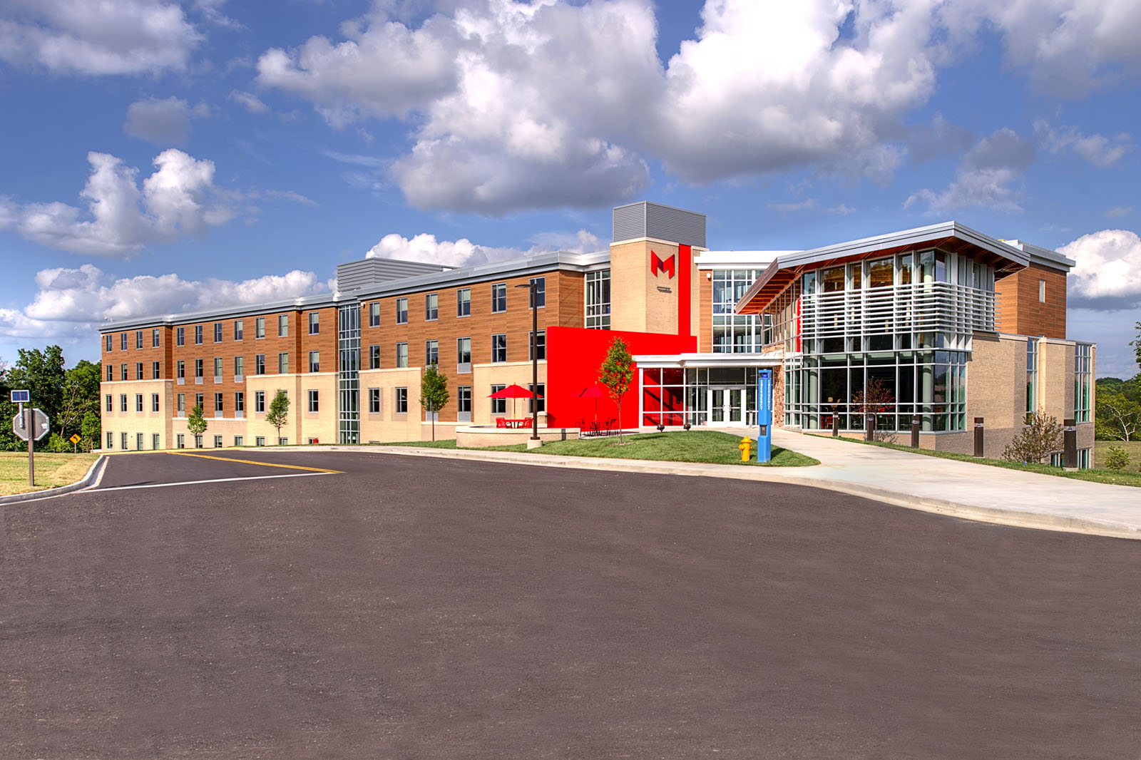 MARYVILLE UNIVERSITY – STUDENT HOUSING Hero Image