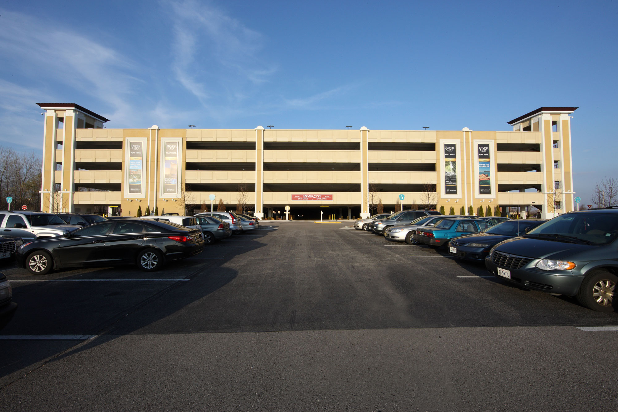 RIVER CITY GARAGE AND CHILLER PLANT Hero Image