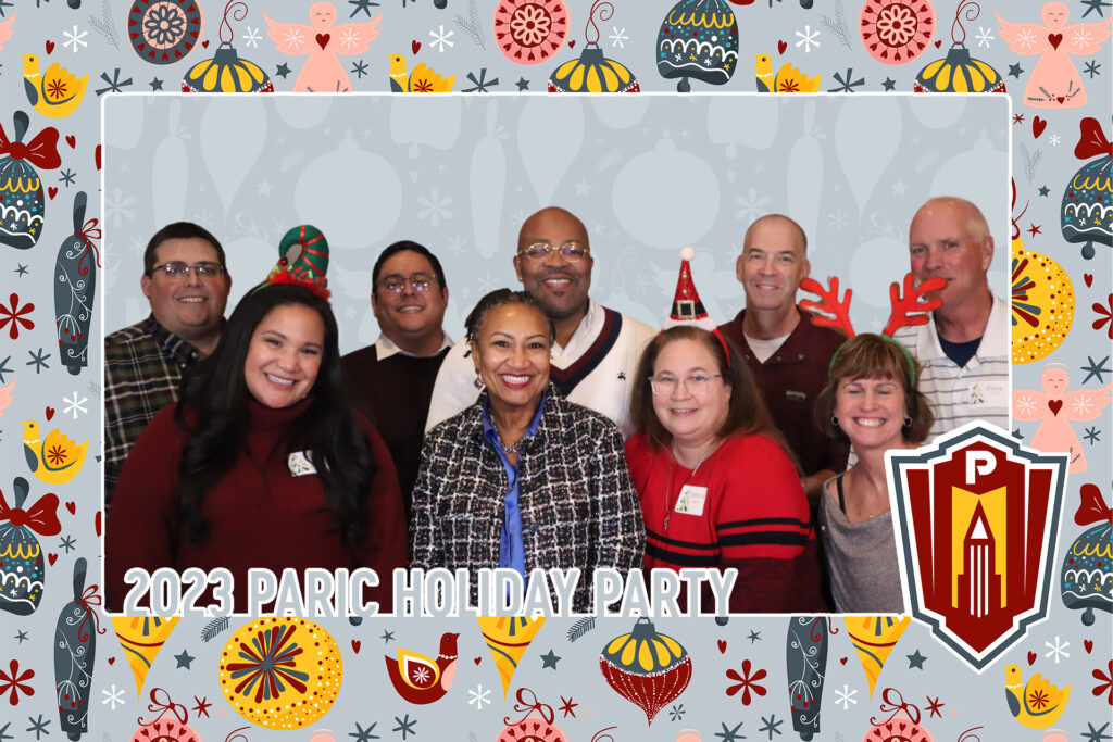 Holiday-party-group-photo