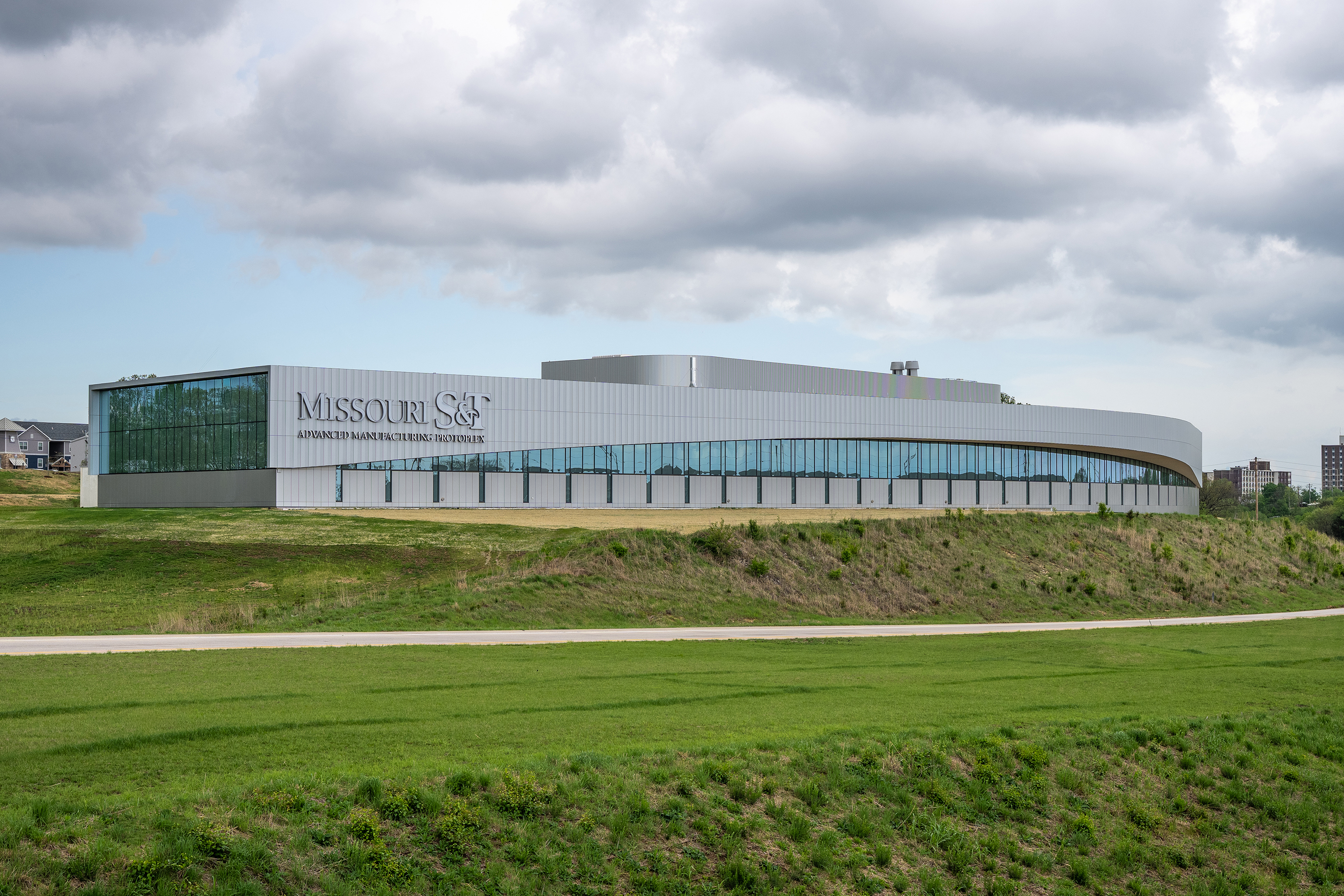 PARIC CELEBRATES GRAND OPENING OF MISSOURI PROTOPLEX