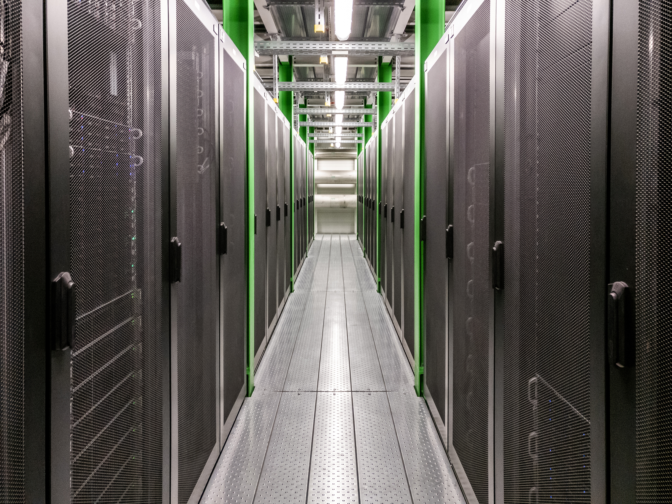 CONFIDENTIAL CLIENT – 6MW DATA HALL FIT-OUT Hero Image